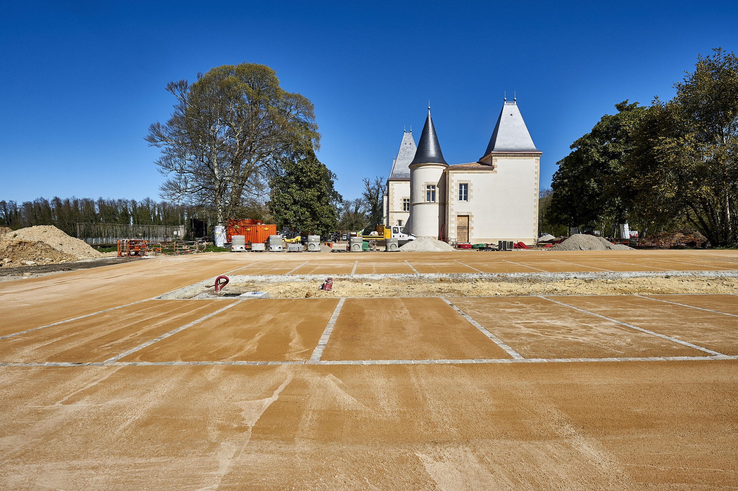 Château ESCOT získává novou podobu