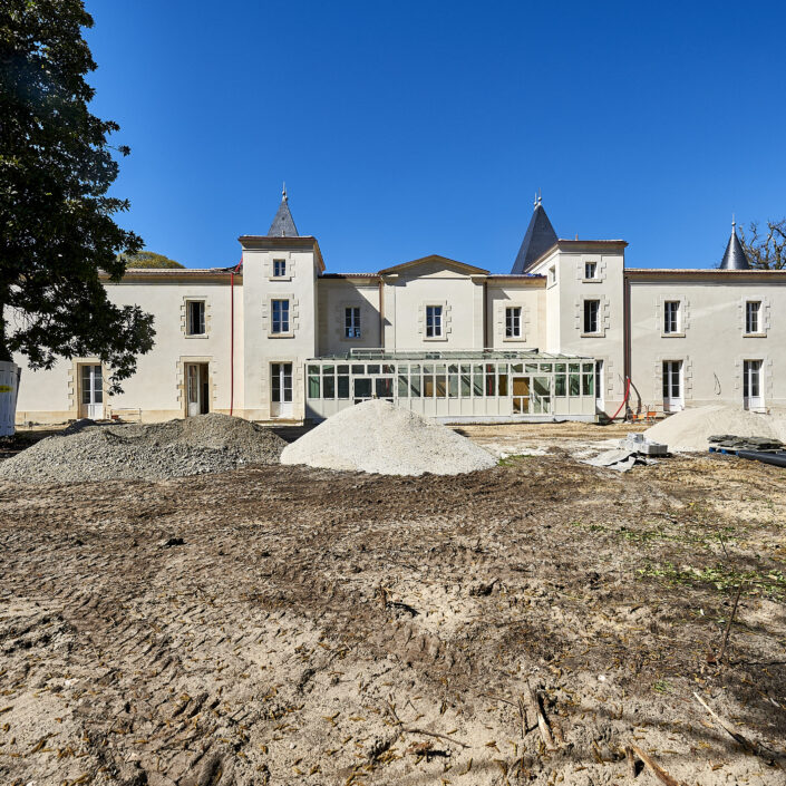 Château ESCOT získává novou podobu
