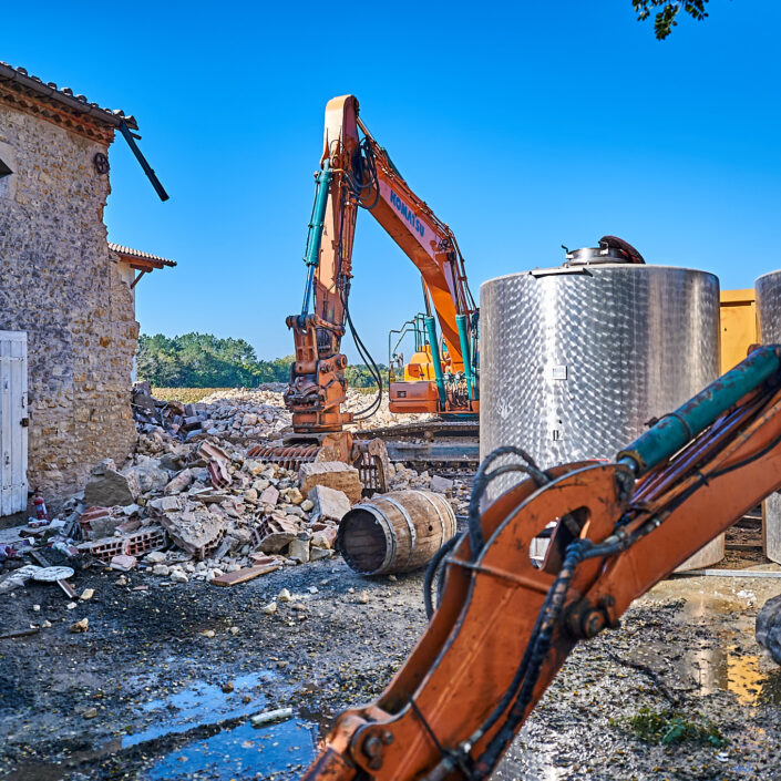 Rekonstrukce Château ESCOT pokračuje i v podzimních měsících
